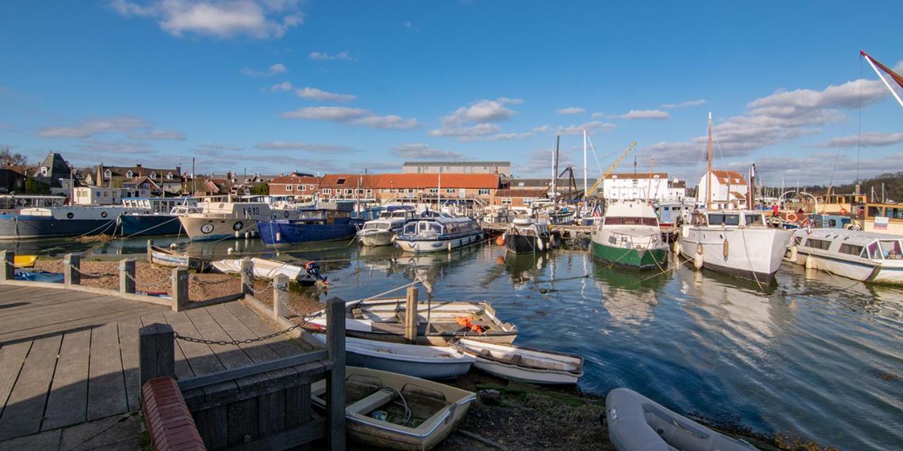 The Station Guest House Woodbridge Eksteriør billede